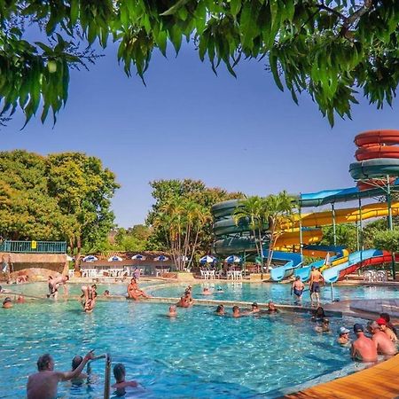 Diroma Resort Internacional Incluso 1 Acesso Ao Acqua Park Vulcao 卡达斯诺瓦斯 外观 照片